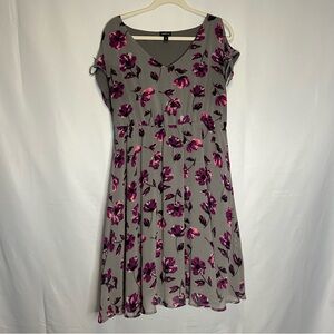 Torrid Gray and Purple Floral Patterened Cold Shoulder‎ Tie Sleeve Dress